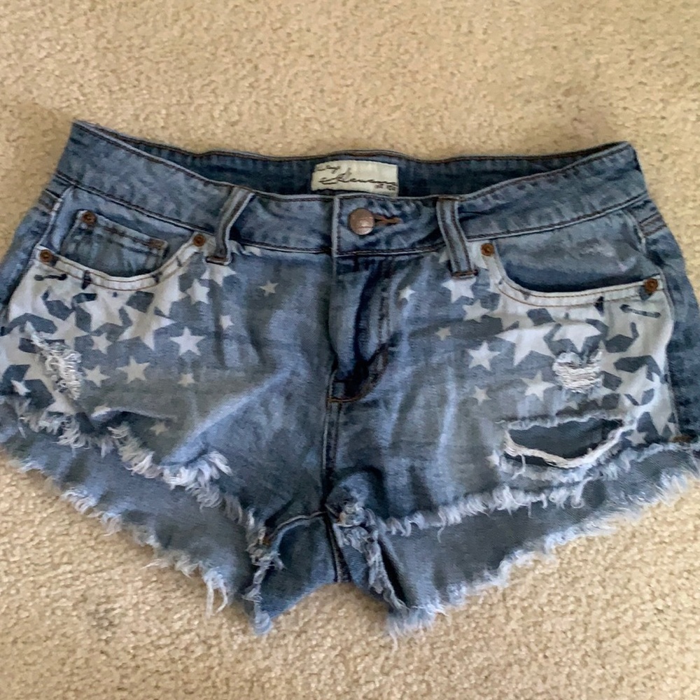 Vintage Havana Distressed Star Jean Shorts